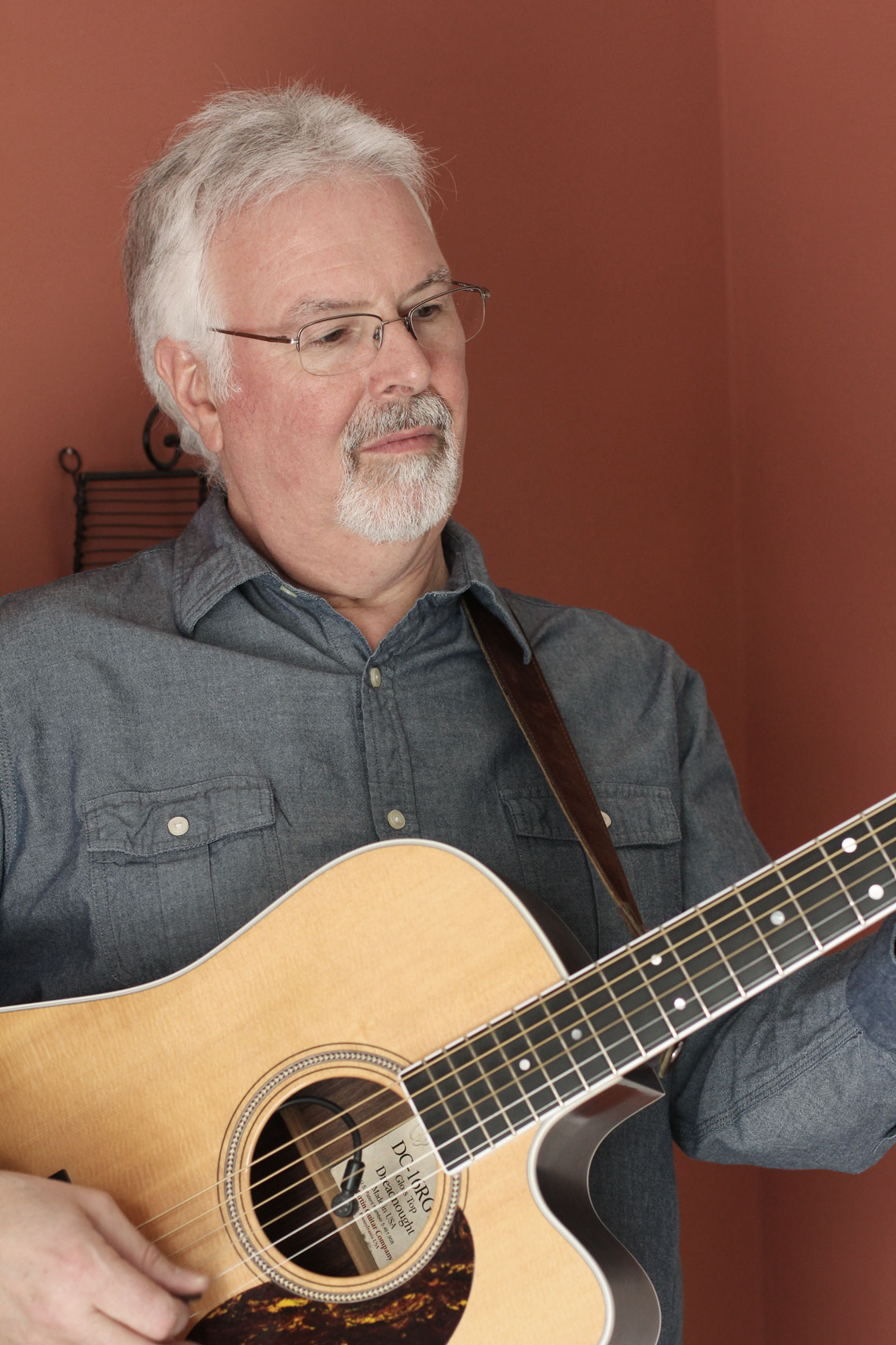 Nelson Boosel – Guitar